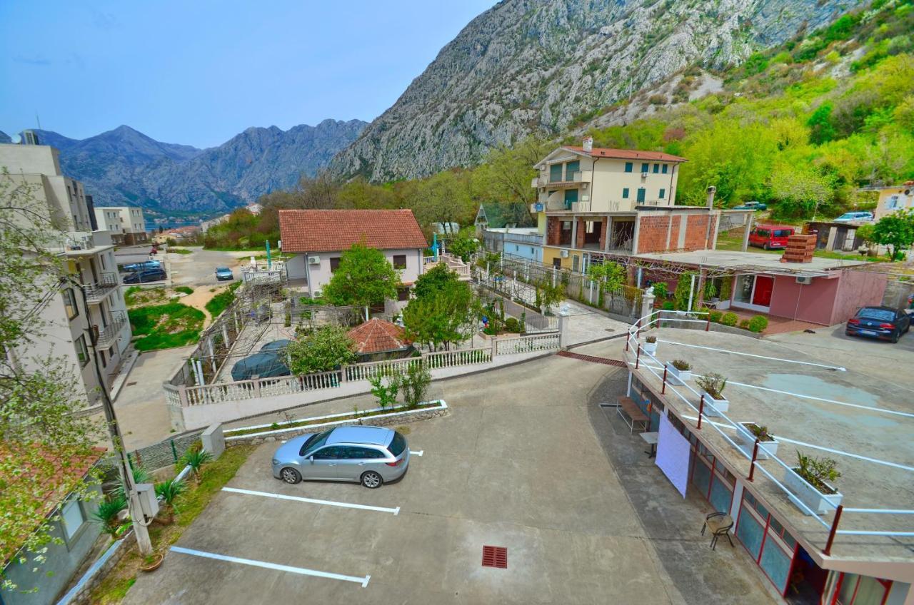 Apartments Blue Lagoon Kotor Kültér fotó